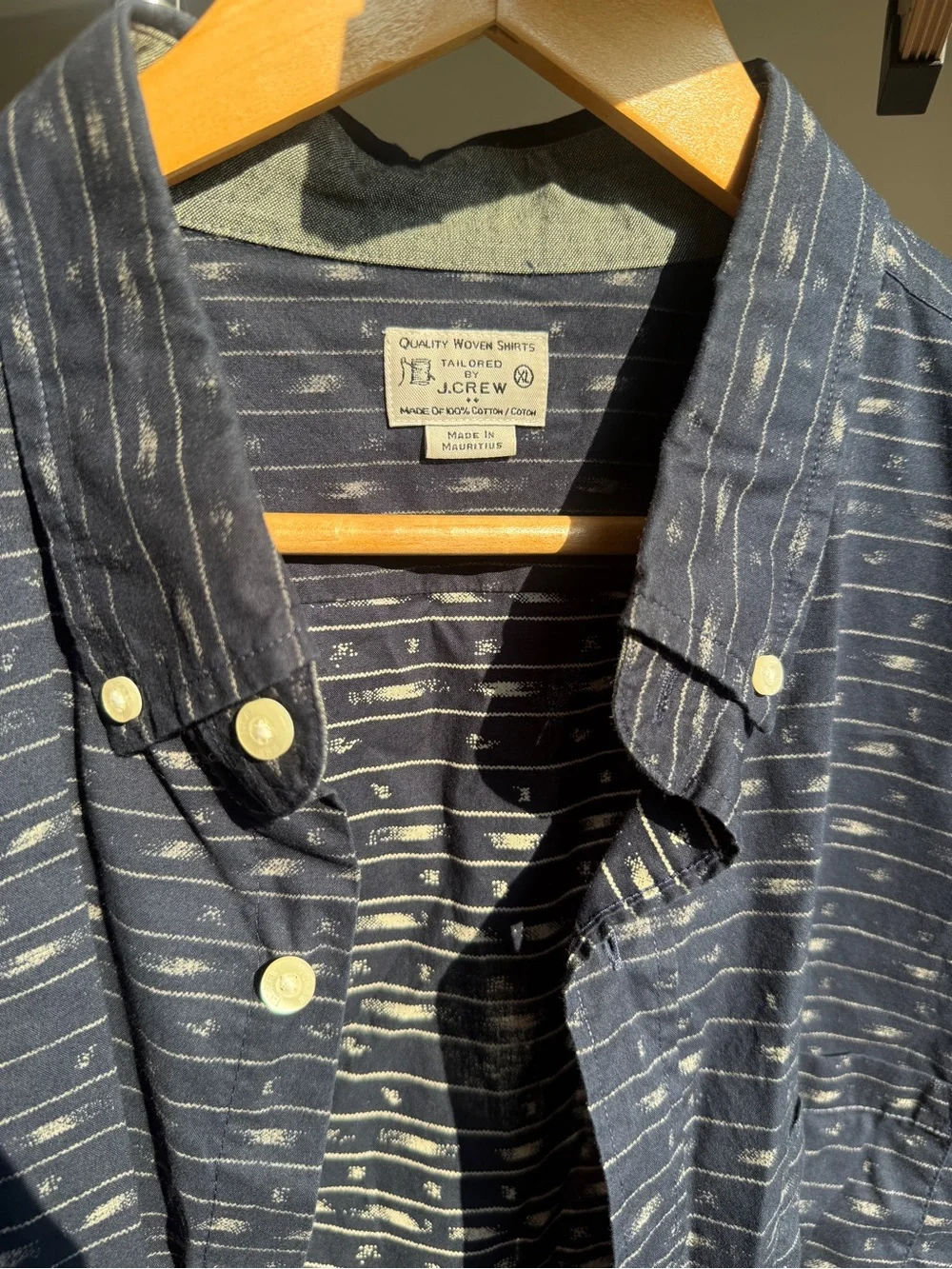 Vintage J. Crew Navy Button-Down Lightweight Patterned Shirt 90s style era
